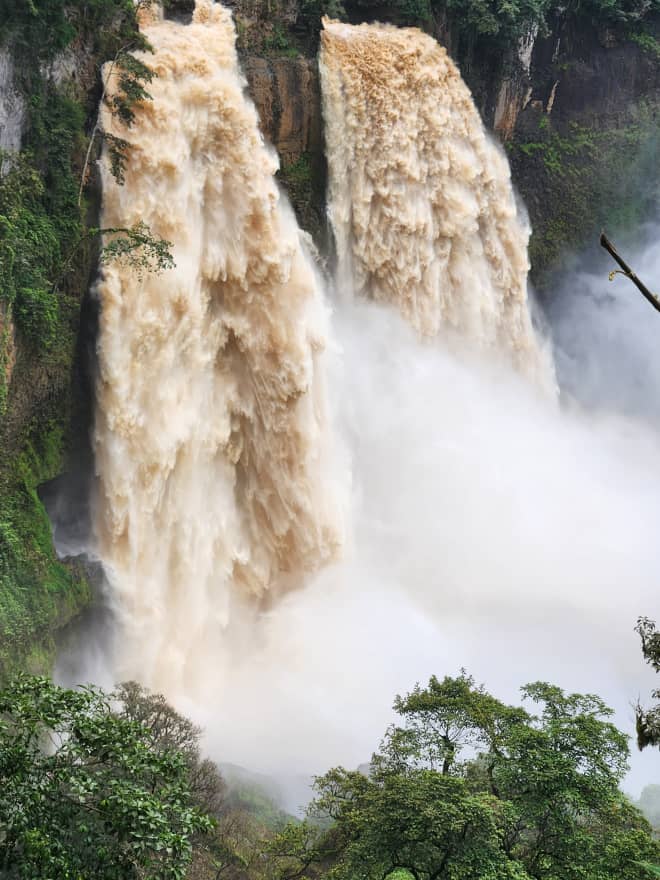 Chute D'ekom Nkam dans le moungo